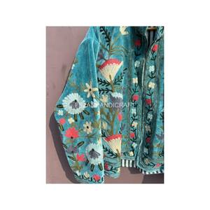 Wholesale Unisex Floral Embroidery Jacket 100% Cotton Velvet Knitted Stand Collar Quilted Jacket Regular Winter Jacket <b>Coat</b> - Product Image 3