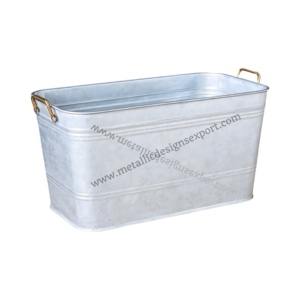 Baignoire rectangulaire élégante en métal galvanisé avec poignées pour la maison et le patio, refroidisseur de boissons ou jardinière de jardin, grande taille - Product Image 1