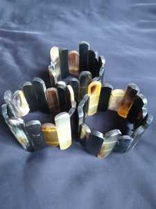 MN EXPORTS Brazalete Vintage de Cuerno Unisex Negro y Amarillo, Material Natural, Brazalete de Moda, Regalo Cristiano, Forma de Animal - Product Image 6