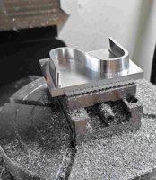 Vente directe d'usine - Centre d'usinage vertical 5 axes T600 FANUC Controller Robodrill - Machine de fraisage CNC haute précision Mitsubishi
