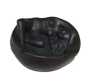 ที่เขี่ยบุหรี่เรซินรูปหัวกะโหลกเรซินสำหรับตกแต่งบ้าน - Product Image 1