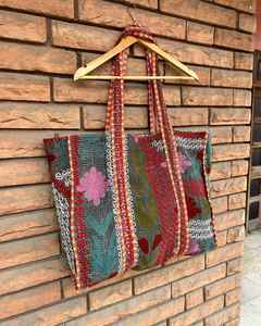 Bolsos Tote Kantha Gudri Bordados a Mano Vintage, Bolsos Kantha Suzani de Algodón en Colores Pastel, Dos Bolsos Tote Hechos a Mano para Compras - Product Image 5