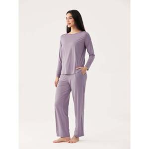 Conjunto de Salón Premium Personalizado para Mujer, Tejido Transpirable y Suave con Spandex, Logotipo Personalizado, Talla XS, Cierre con Cordón, para Primavera/Invierno - Product Image 2