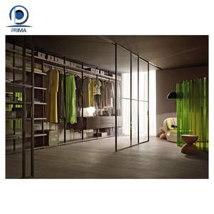 Prima Walk in Closet descubre <span class=keywords><strong>un</strong></span> remanso de tranquilidad y estilo, donde todo está bellamente <span class=keywords><strong>en</strong></span> su <span class=keywords><strong>lugar</strong></span> correcto. - Product Image 4
