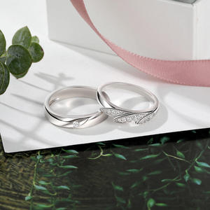 แหวนคู่ปรับขนาดได้ ดีไซน์ปีก ทำจากเงินแท้ รุ่น Jeulia Classic สำหรับงานหมั้น - Product Image 4