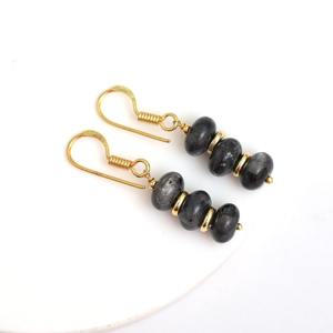 Pendiente colgante de obsidiana de brillo plateado, diseño chapado en oro hecho a mano con cuentas espaciadoras, joyería elegante de piedras preciosas grises y negras para mujer - Product Image 6