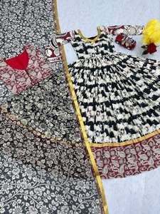 El último vestido Anarkali DE TRABAJO estampado de algodón de rayón puro de diseñador por FabZone - Product Image 5