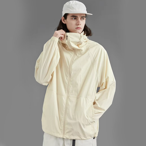 Camiseta Deportiva para Hombre con Capucha, Protección Solar UPF 100+, Secado Rápido, Transpirable, de Poliéster/Nailon, Manga Larga, Venta al Por Mayor, Personalizable por el Fabricante - Product Image 1