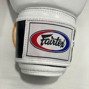 Guantes de Boxeo Fairtex de Primera Calidad con la Bandera de EE. UU., Cuero Vacuno Auténtico, Muay Thai, Sparring, Hechos a Medida, Protección UV - Product Image 6