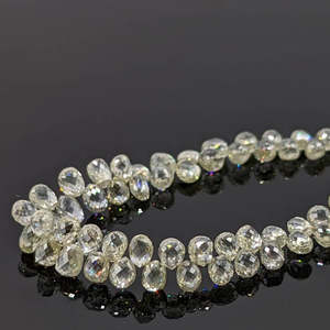 Collar de Diamantes Briolette Blancos y Amarillos Claros, Calidad Excelente AAA+, Diamantes Naturales - Product Image 2