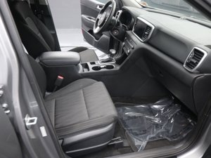 Kia Sportage LX 2021 Usado en Buen Estado - Product Image 5