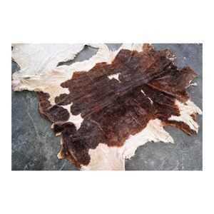 Hot Selling Price Of Dry And Wet Salted Cow Hides / Skins / Animal Cattle Hides In Bulk Stock For Delivery - Product Image 1