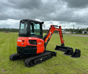 Fournisseur d'équipements lourds : Excavatrice KUBOTA U35-4 d'occasion, maintenant à prix réduit, vente en gros, disponible en stock - Product Image 2