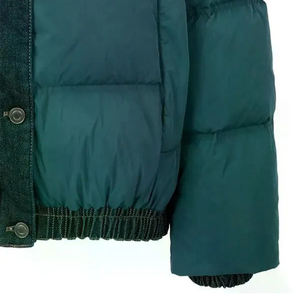 Veste matelassée imperméable en denim patchwork unisexe personnalisée pour l'hiver 2026, veste à bulles matelassée contrastée, style vintage sur le devant - Product Image 4