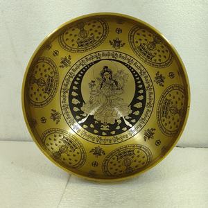 Cuenco tibetano de latón hecho a mano para meditación, yoga, sanación con sonido y atención plena - Product Image 5