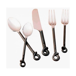 Ensemble de couverts modernes noir mat en acier inoxydable et argent ensemble de couverts décoratifs de table de mariage ensemble de couverts de style occidental - Product Image 4