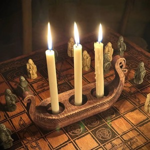 Bougeoir en bois à six colonnes, idéal pour la décoration intérieure, centre de table et éclairage festif, fabriqué à la main en Inde - Product Image 3