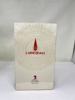 Sacs en papier blancs de luxe classiques personnalisés, finition mate, matériaux recyclés, papier d'art 170 GSM, taille personnalisable, impression UV