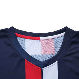 Maillot de football rétro vintage, uniforme de football personnalisé, respirant, séchage rapide, coupe ample, impression de nom personnel OEM, commandes en gros - Product Image 2