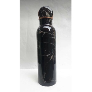 Botella de agua de cobre puro con estampado de mármol negro Beneficios para la salud impresos Usos a prueba de fugas para el entrenamiento de yoga en el gimnasio - Product Image 1