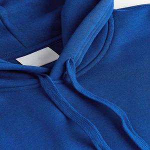 Pull-over bleu brodé personnalisé pour hommes Sweat à capuche 100% coton avec poches kangourou pour l'hiver Streetwear Sweats à capuche surdimensionnés - Product Image 4