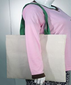 Sac fourre-tout en toile de coton pour femmes, grand, écologique, résistant, avec imprimés animaliers, fermeture à glissière, logo imprimé personnalisé - Product Image 1