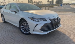 Utilisé Yota Avalon XLE 3.5L avec Sièges en Cuir Direction Gauche-Option Économique - Product Image 4