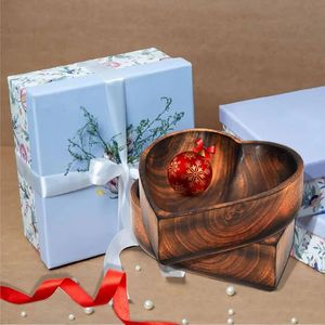 Bol en céramique japonais en forme de coeur Plat de service de salade de fruits attrayant pour la cuisine et centre de table - Product Image 3