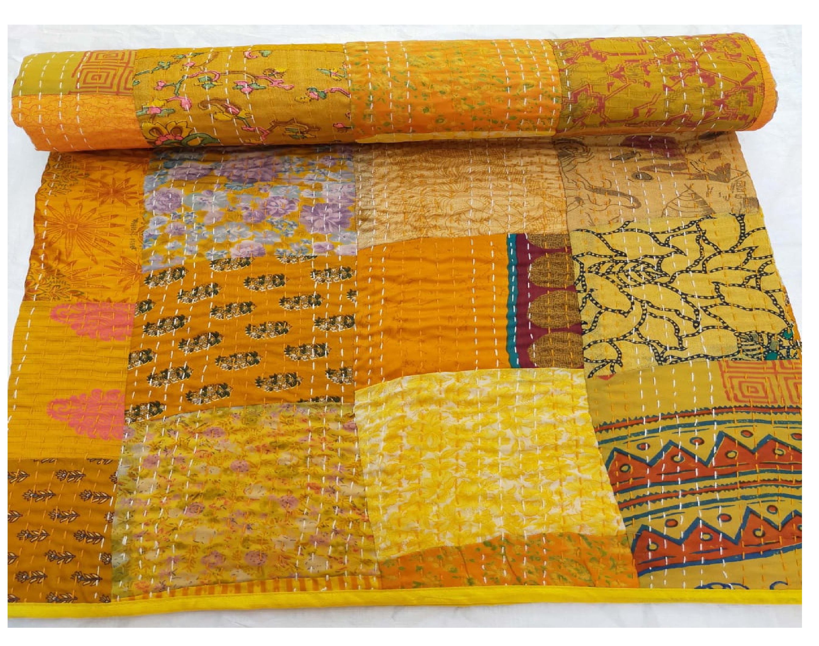 Indien fait à la main Patchwork soie Patola Kantha courtepointes King Size couverture Gudari réversible coton matelassé vieux Vintage Kantha couette