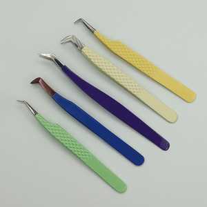 Pinzas de pestañas de punta de fibra de acero inoxidable con etiqueta privada y logotipo personalizado, pinzas de extensión de punta de fibra al por mayor - Product Image 5