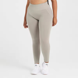 Pantalones de yoga elásticos de tendencia, cintura cruzada hecha a medida, mallas de secado rápido para mujer, ropa deportiva con sublimación personalizada - Product Image 2