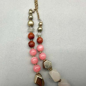 Collar de Marca de Calidad AAA+ — Collar de Cuentas Gruesas en Tonos Rosa, Gris y Coral para Mujer, Doble Hilo, 23, Piedras Naturales Cus-Jew113 - Product Image 5