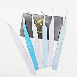 Pinzas de pestañas de aislamiento de Punta curva con mango de agarre de diamante de etiqueta privada, pinzas de agarre perfectas de 45 grados de acero inoxidable con logotipo personalizado - Product Image 2