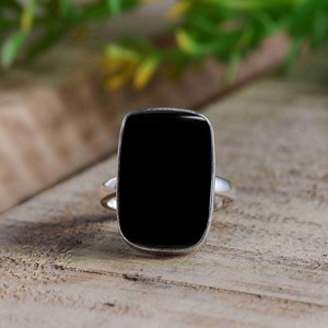 Bague de déclaration élégante en onyx noir Offre Spéciale Bague de cocktail audacieuse pour tenue de soirée ou bijoux de guérison spirituelle à bon prix - Product Image 4
