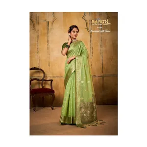 Gamme exclusive de vêtements de créateurs de mode pour mariage et fête Vêtements ethniques indiens Banarasi Saree en tissu au meilleur prix