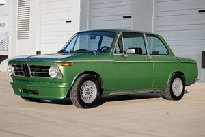Motor Usado en Buen Estado, BMW 2002 M42B18 de 1970, Intercambio de Motor de 4 Cilindros, Transmisión Manual de 5 Velocidades, Color Verde T-aiga - Product Image 3