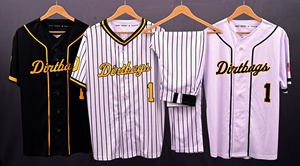 Ensemble de maillot et de pantalon de football personnalisé de haute qualité avec impression par sublimation respirante, design unisexe - Product Image 6