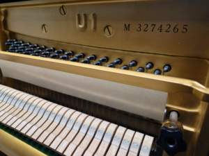 Yamahas U1M Japanese Sale <b>Keyboard</b> Instruments <b>Second</b> <b>Hand</b> Upright Piano Beffa Hammers Durable Action 88 Keys Full Size - Product Image 4