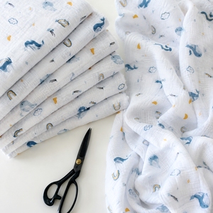 Tissu Mousseline Double Gaze Imprimé en Coton Bambou Biologique de Haute Qualité à Séchage Rapide, Motif Baleine Mignonne, Doux au Toucher, Respirant pour Bébé - Product Image 6