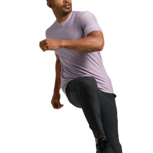 Camiseta de cuello redondo de ajuste atlético de tela de punto de 180g para hombre, transpirable, deportivo, patrón sólido, diseño personalizable en blanco - Product Image 1