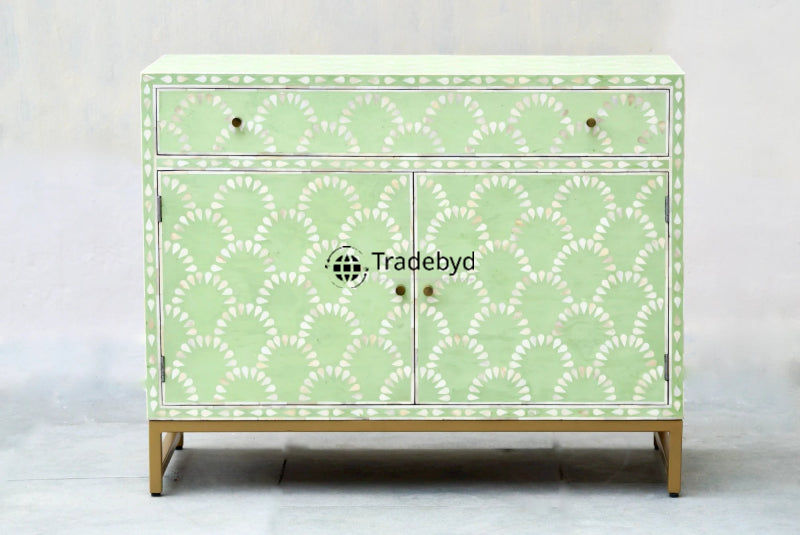 Available in different Colors