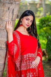 Costume d'été décontracté brodé bohème col rond approuvé au genou tissé Long Style mignon séquence d'impression solide travail brodé - Product Image 5