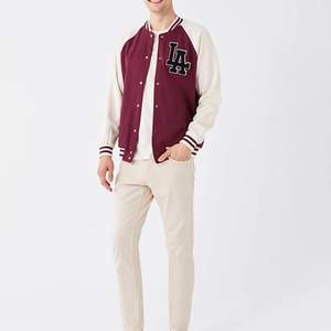 Ventes en gros OEM sur mesure, vestes d'hiver vintage pour hommes, vestes d'école, vestes de collège, vestes en laine, vestes de baseball de style varsity, taille plus, vestes courtes pour hommes - Product Image 4