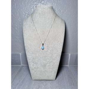 Collier Sherly Martinez Golden Hill, design géométrique goutte d'eau, turquoise, argent sterling, sertissage clos, rhodium, platine, cadeau - Product Image 3