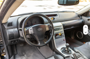 Infiniti G35 Coupé 2003 d'occasion en bon état, 1 propriétaire, boîte manuelle 6 vitesses, provenance Californie, non modifiée - Product Image 4