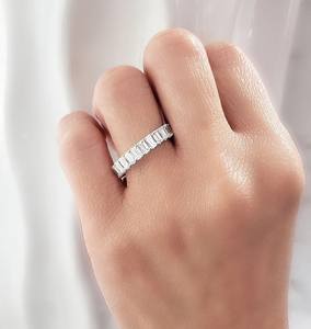 Bague de mariage en diamant taillé émeraude plaqué or 10 carats, bague de fiançailles et d'éternité, cadeau certifié GIA IGI - Product Image 3