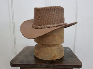 Nuevo Sombrero Vaquero de Cuero Marrón Perforado 2026 Hecho a Mano Estilo Western Outback con Ala Ancha Transpirable para Rancho de Pakistán - Product Image 3