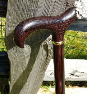 BOOST Price Canne en bois réglable avec nœuds multiples Bâton de marche en bois solide pour les aînés par Standard International - Product Image 1