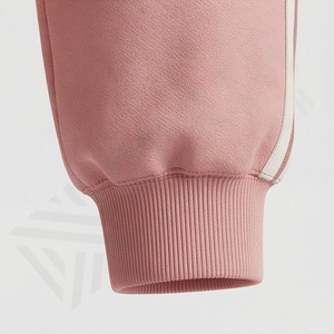 Conjunto Deportivo de Dos Piezas con Capucha para Mujer, Logotipo Personalizado, Poliéster Sólido, 100% Poliéster, Impresión Personalizada, Precio Razonable - Product Image 6