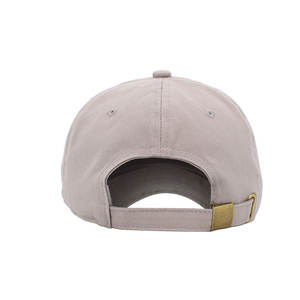 Casquette de baseball personnalisable pour hommes OEM ODM disponible brodée à la main motif de points de feuilles tissu imperméable style tendance - Product Image 3